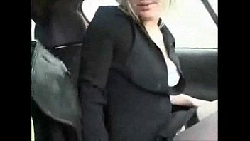 Videos de sexo dentro do carro com loiras gostosas