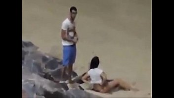 Flagras de sexo amador em praias publicas
