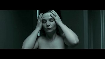 Juliette binoche hot