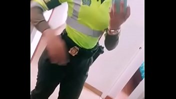 Video porno com policial