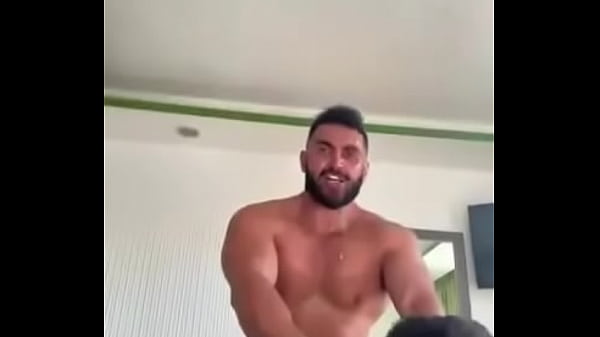 Musculoso gay