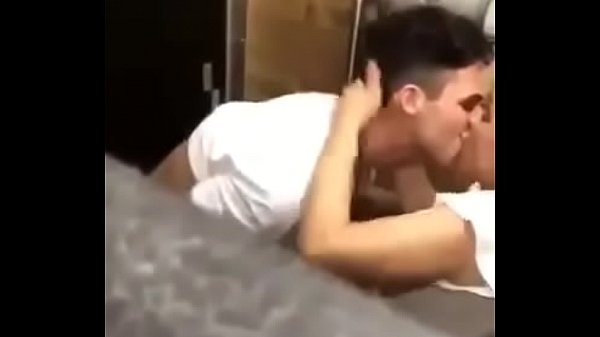 Porno flagra com novinhas