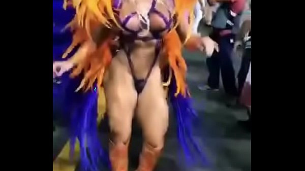 Brasileirinha no carnaval 2018