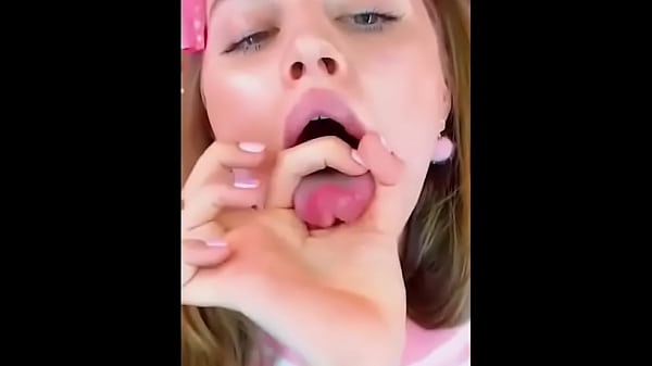 Lesbjcas se beijando de lingua