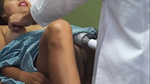 Medico fazendo sexo com a pacientes