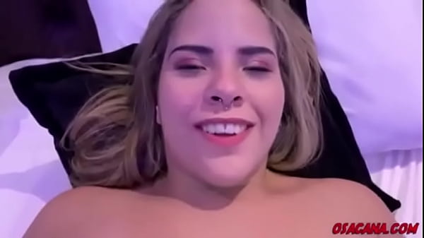 Novinho fudendo o cu da irmã de ladinho porno online na webcam