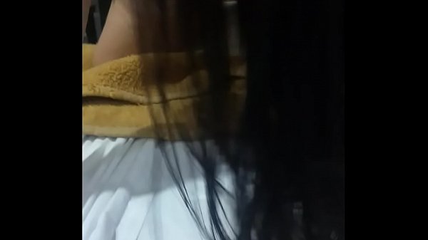 Porno mulher de cabelo cacheado