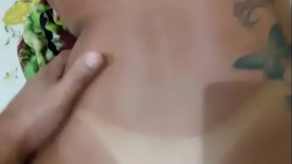 Esposa filma o marido dsndo o cu