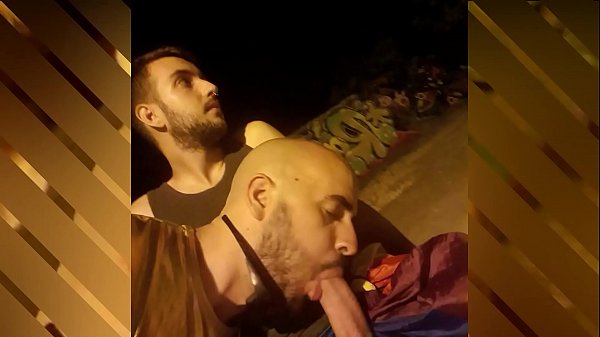 Sexo gay em acampamento