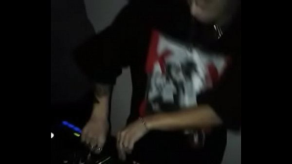 Dnb dj and