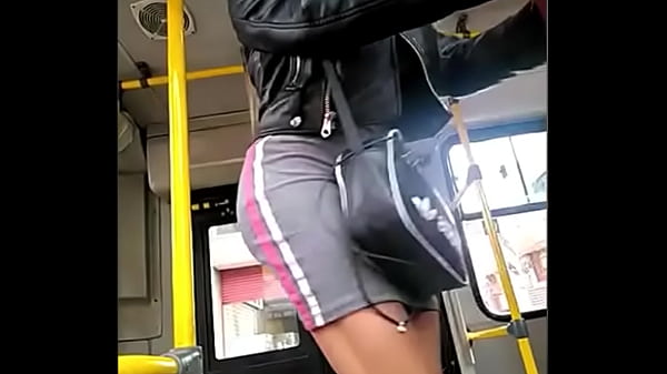 Porno cm japonesa no ônibus