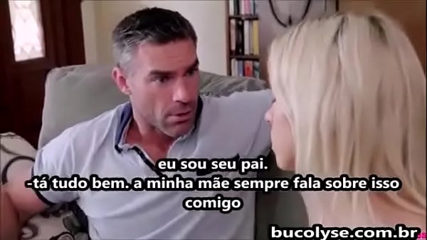 Pai brincando de lutar e comer a buceta virgem a forca  da filha f