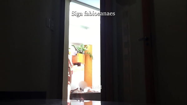 Vídeo do Brasil sobrinho olha a titia no banho e fode com ela