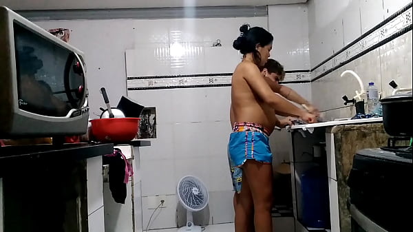 Novinha gravida brasileira vidio caseiro