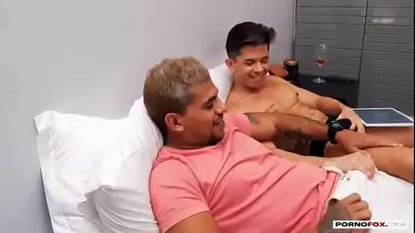 Sexo gay pessado