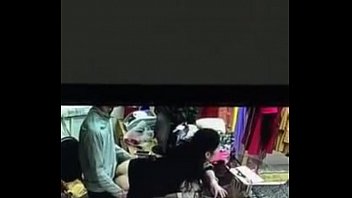 Mulher fazendo sexo no trabalho