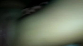 Vídeo porno de gotosas peladas mostra a buceta gozando