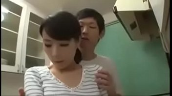 Filhos fodendo a mãe japonesa