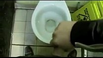 Gay sexo banheiro publico