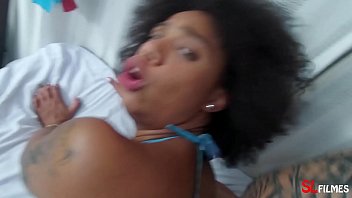 Paola Oliveira mostrando a boceta gostosa