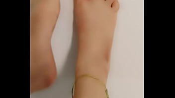 Feet pés