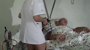 Mom help son in hospital