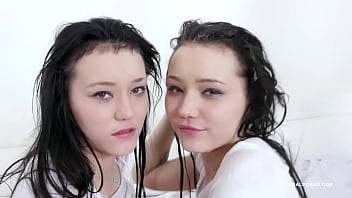 Irmã gêmea dando juntas vídeo completo