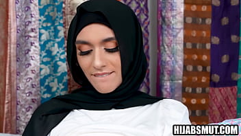 Video Porno Jilbab SMA Main di Hutan