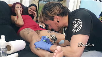 Lábrea mulher branca com tatuagen nabunda