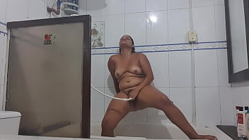 Banheiro da casa da cunhada bolivianos vivi coge gosto Cerquilho sp br