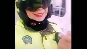 Policia mujer