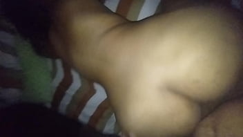 Travesti fodendo o cuzinho rosa dá melhor amiga