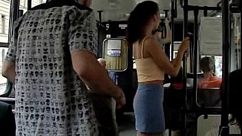 Sex dans la bus