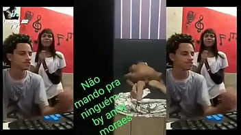 Homem fudendo mulher e ele falando besteira